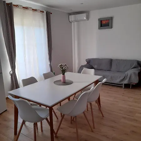Apartments Filipovic Biograd Na Moru Zewnętrze zdjęcie